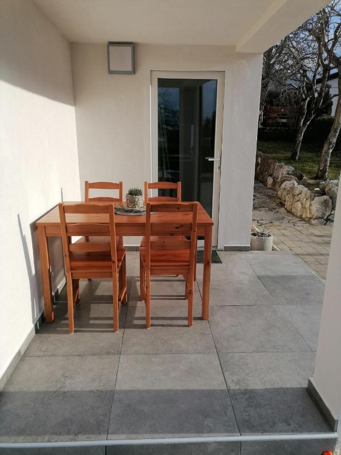 Apartma Pr Urarj Kobarid Exterior foto